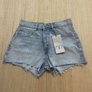 Zara Women’s Light Blue Button Fly Cut Off Raw Hem Shorts Rhinestone Size 2 New